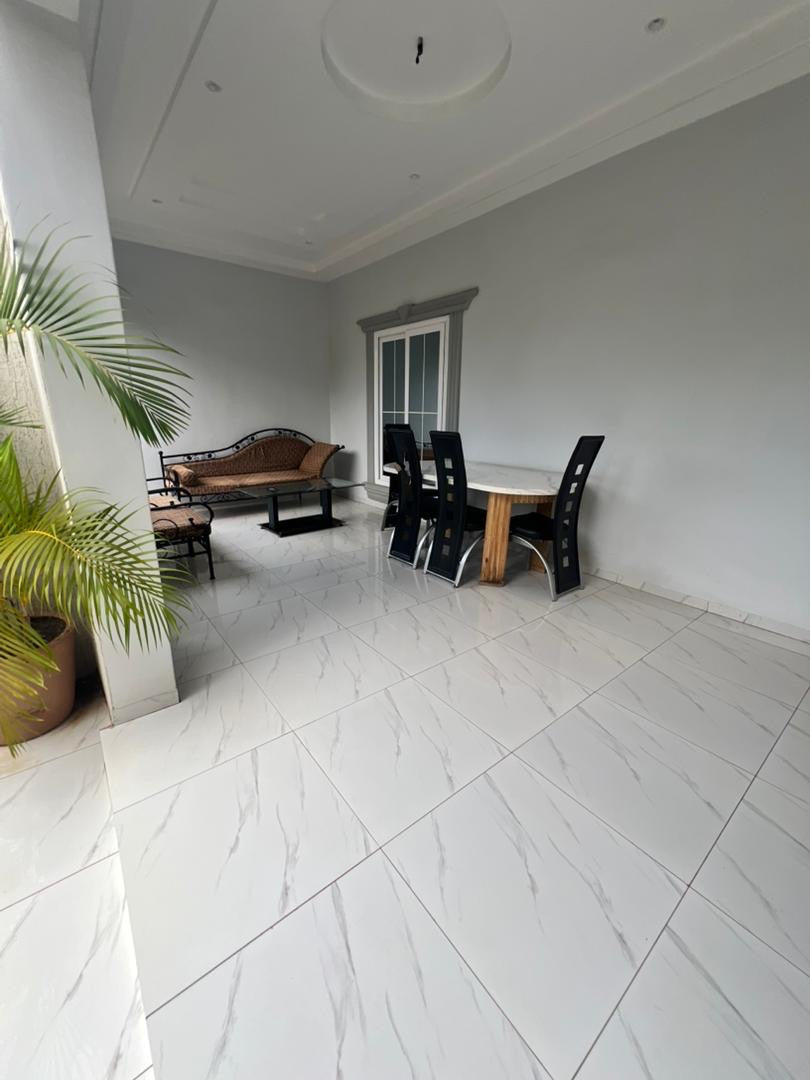 VILLA 10 PIÈCES À VENDRE À LOMÉ - DJIDJOLÉ – 350 MILLIONS