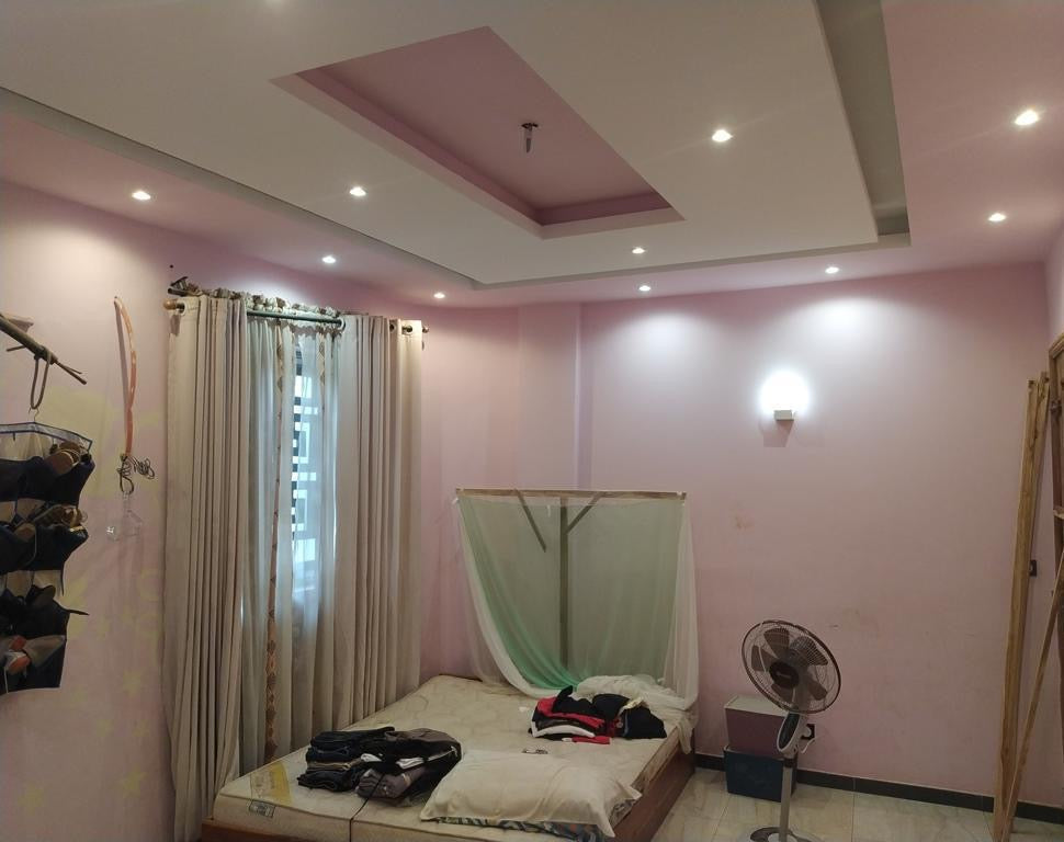 VILLA 11 PIÈCES À VENDRE À ADIDOGOMÉ IPG – 1 LOT 1/4 – TITRE FONCIER