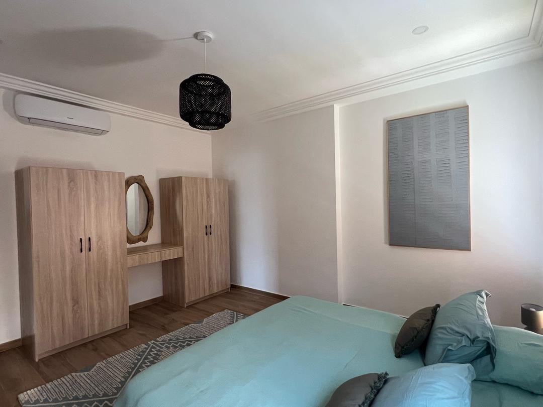 VILLA MEUBLÉE 8 PIÈCES À LOUER À ADIDOGOMÉ CARREFOUR AÏSED – NOUVELLE CONSTRUCTION