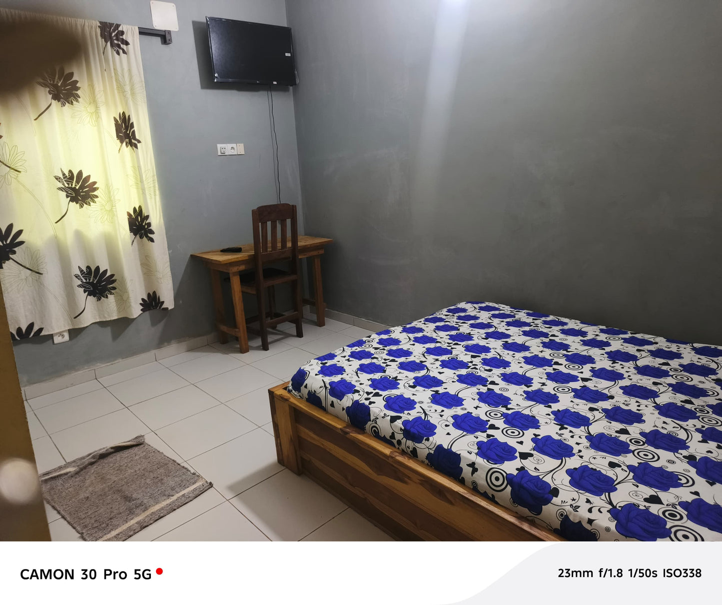 UN HÔTEL À VENDRE À APESSITO – 23 CHAMBRES + BAR + MAGASINS