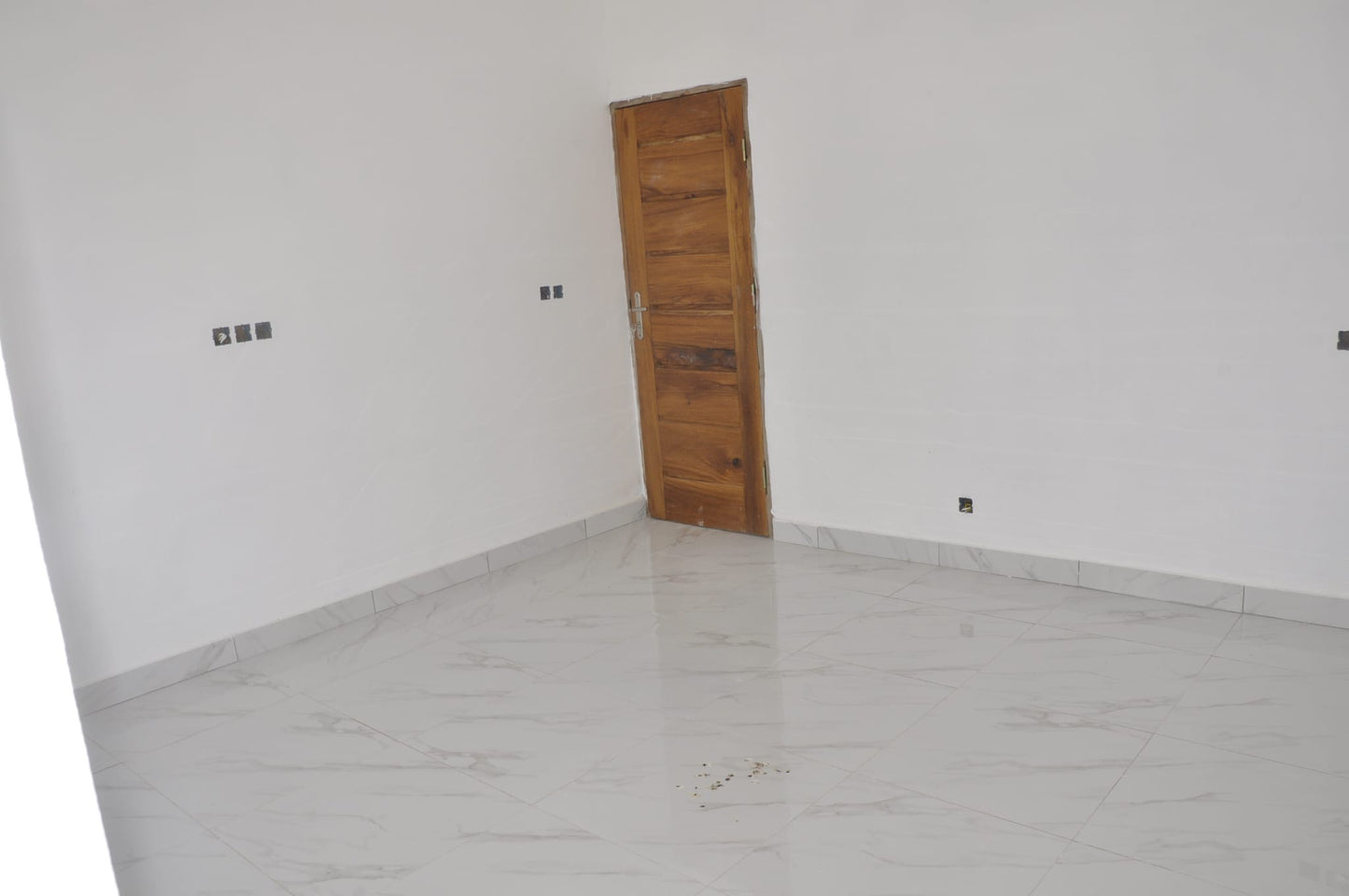 UNE VILLA 6 PIÈCES À VENDRE À LOMÉ - AGOÈ ASSIKOR