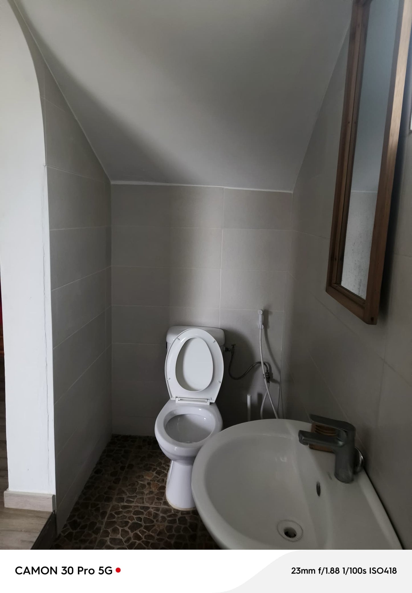 GRANDE PROPRIÉTÉ À VENDRE OU À LOUER À BAGUIDA CÔTÉ PLAGE – 6600 m² | TITRE FONCIER