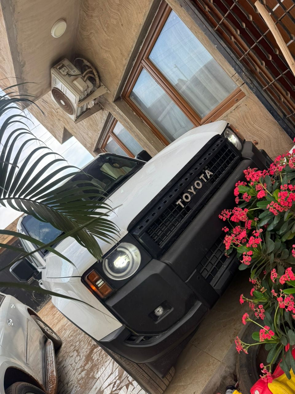 Toyota PRADO Hybrid 2025