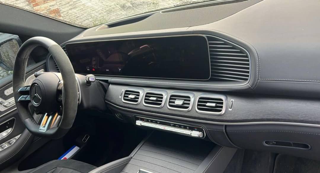 MERCEDES GLE 63s – 2024 | V8 Biturbo | FULL FULL OPTIONS
