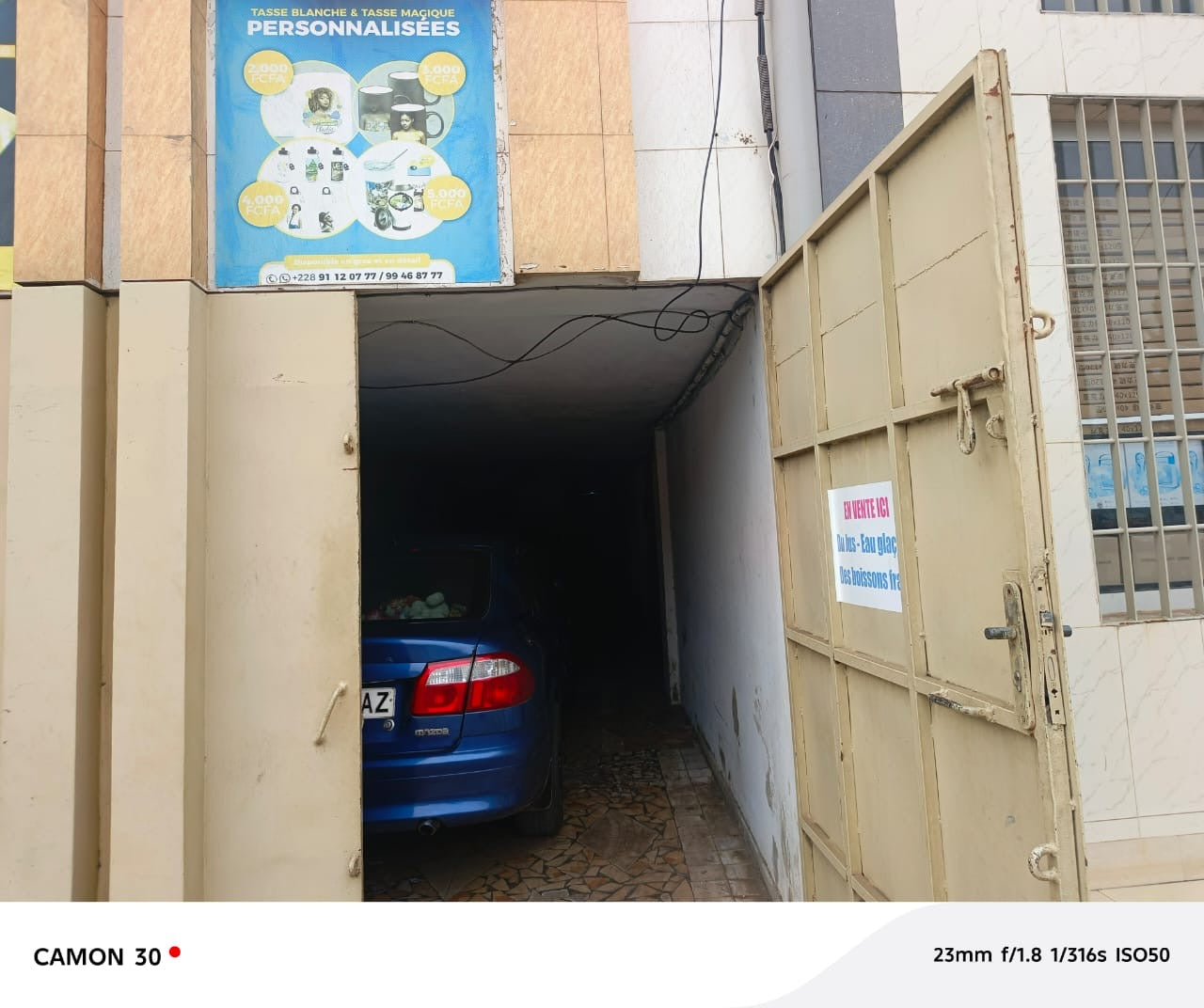 LOMÉ - KPOTA AJIP – IMMEUBLE À VENDRE BORD DES PAVÉS