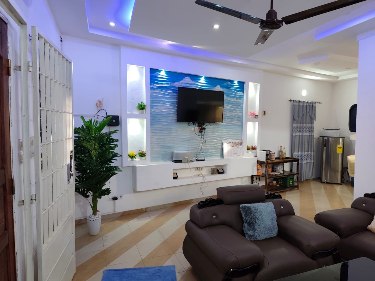 VILLA 5 PIÈCES À VENDRE À ADIDOGOMÉ AKATO – 750 m² | TITRE FONCIER
