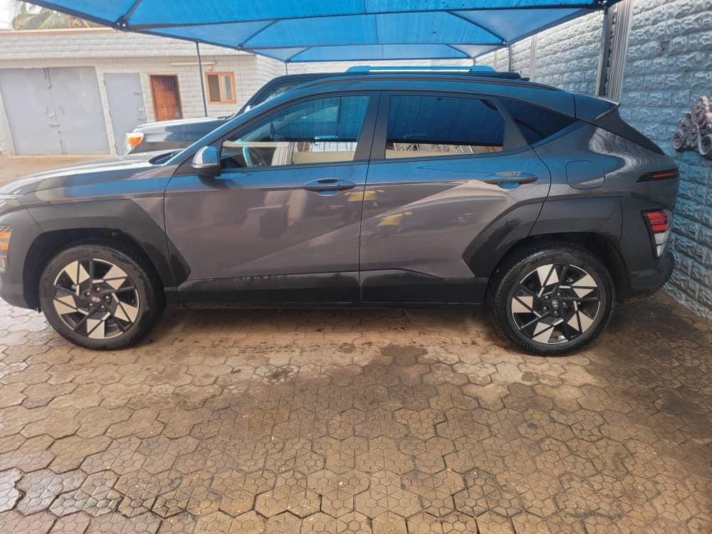 HYUNDAI KONA 2024