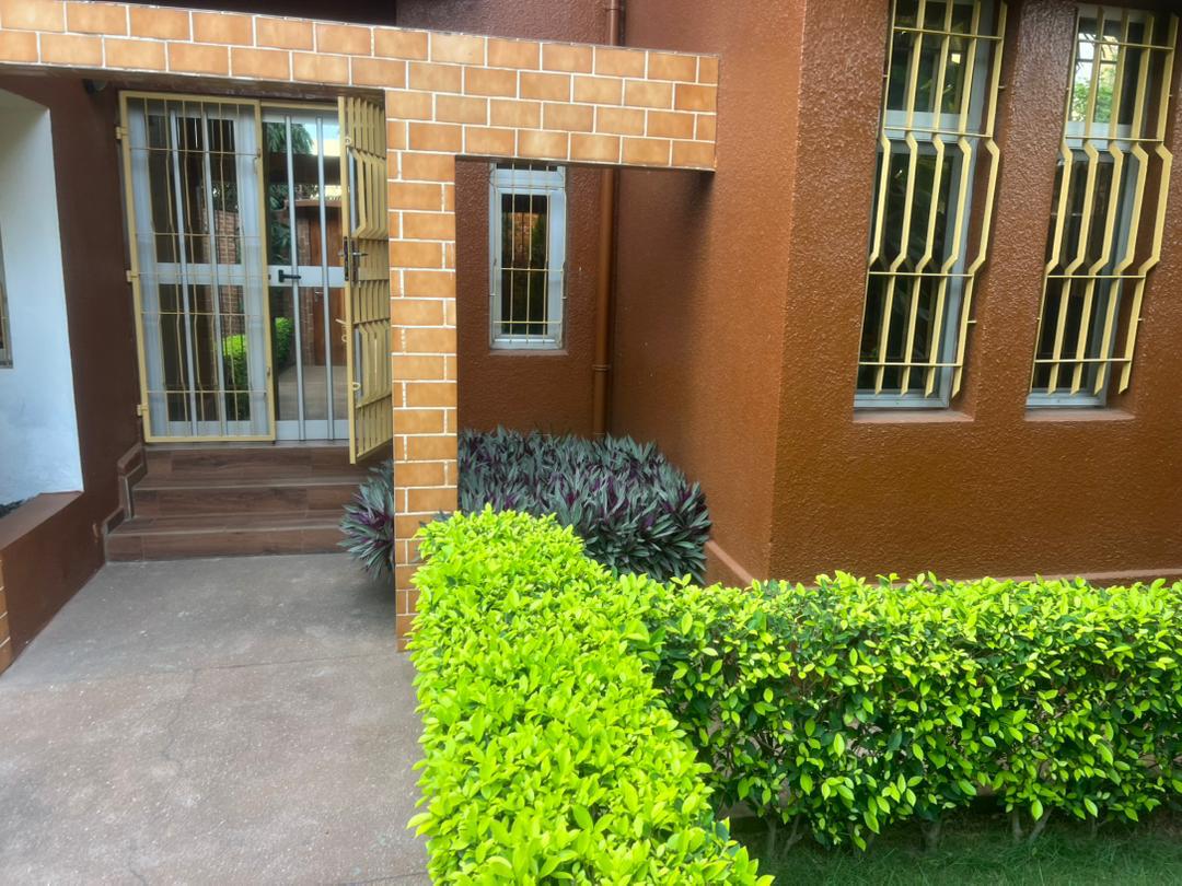 Villa 4 chambres en vente à Hédzranawoé – 250 millions FCFA