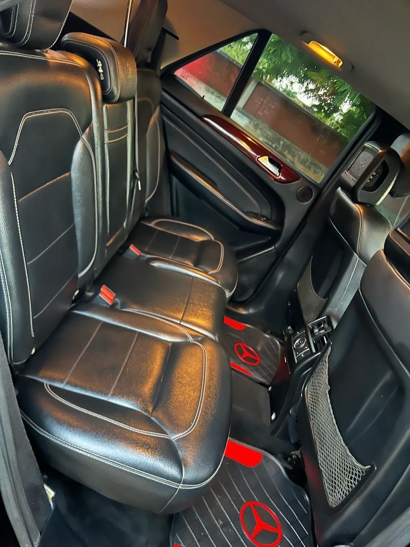 MERCEDES-BENZ ML350 2012 TRANSFORMÉ GLE 63 AMG – 6 CYLINDRES, TOIT OUVRANT, LUXE ET PUISSANCE