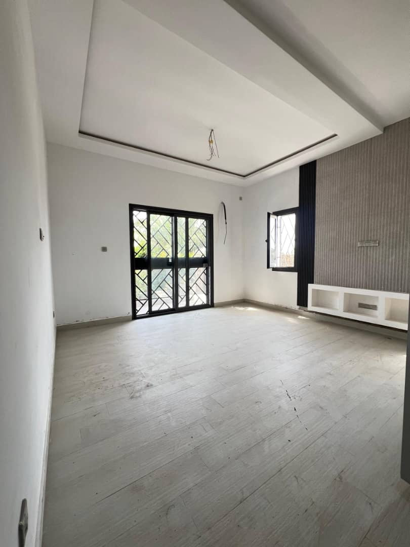 VILLAS 6 PIÈCES À VENDRE À TOKOIN FOREVER – NEUVES AVEC CAMÉRAS DE SURVEILLANCE | TITRE FONCIER