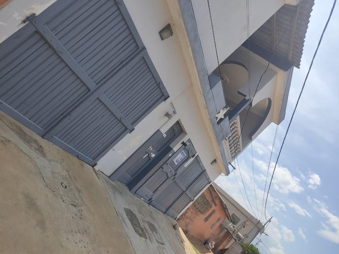 Appartement 3 chambres en location à Agodeke – 100 000 FCFA