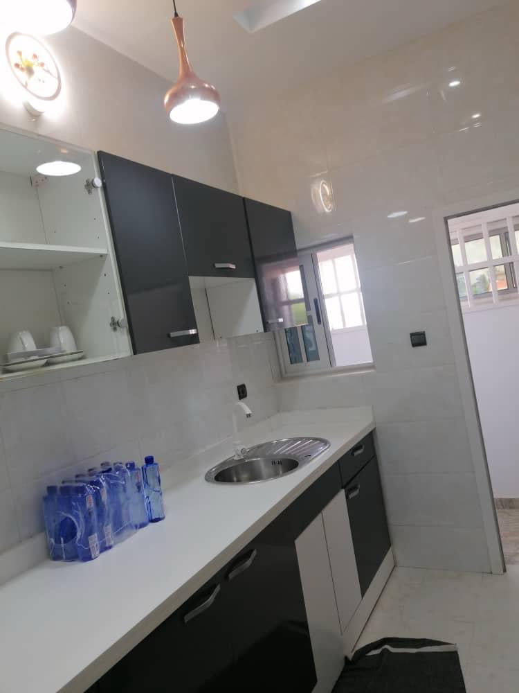 LOCATION VILLA À LOUER À AGOÉ ASSIYÉYÉ (11 CHAMBRES, PISCINE)