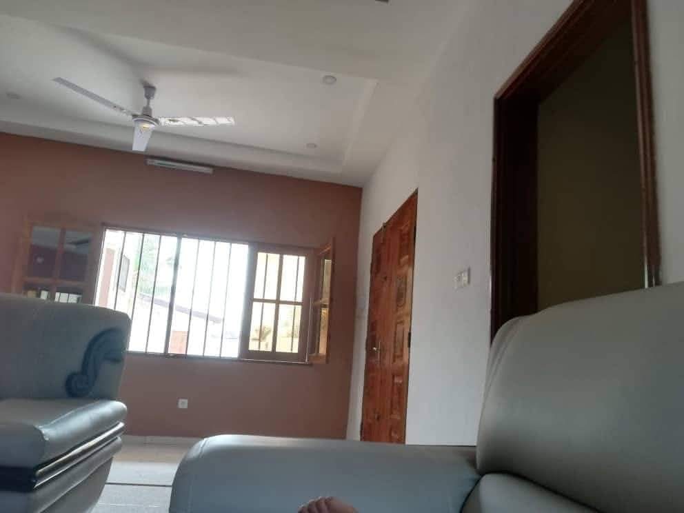 UNE VILLA À VENDRE À SÉGBÉ