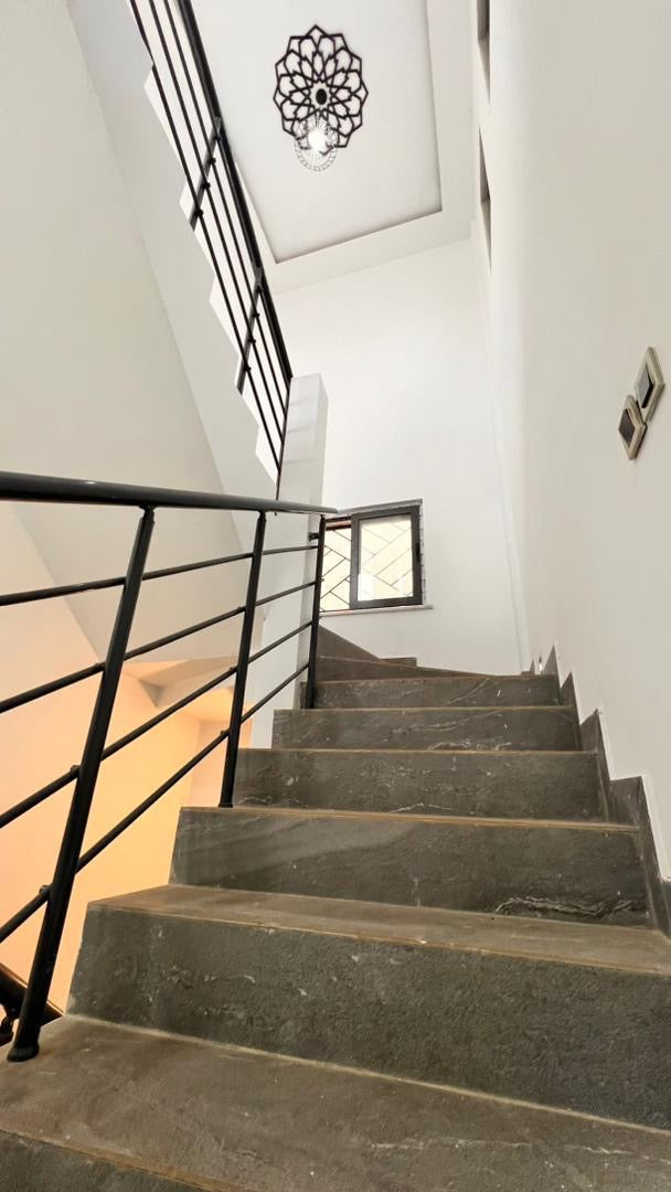 VILLAS JUMELLES 6 PIÈCES À VENDRE À FOREVER – 50M DU GOUDRON JEAN-PAUL II
