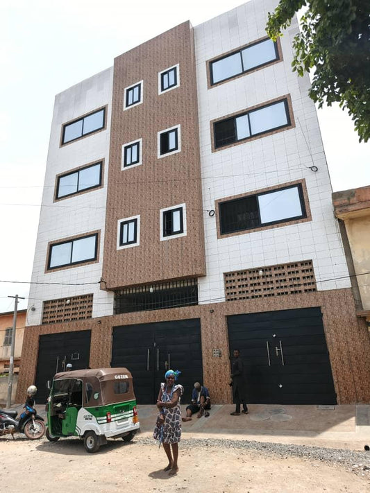 IMMEUBLE (R+3) À VENDRE À DEKON LOM-NAVA – 3 APPARTEMENTS