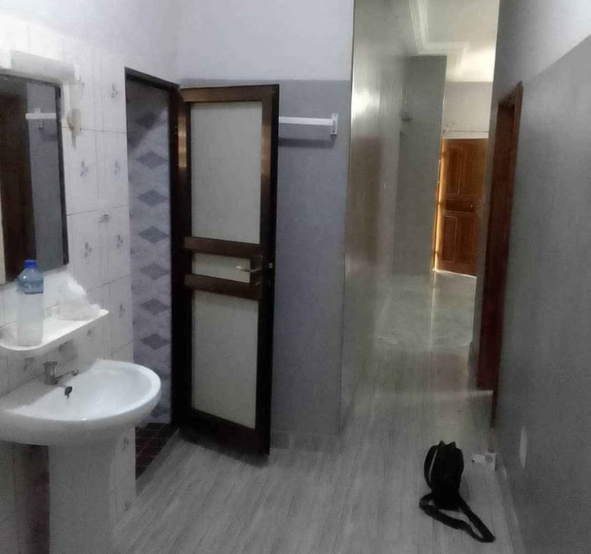 VILLA À VENDRE À ADIDOGOMÉ WOGNOMÉ – 30 MILLIONS FCFA