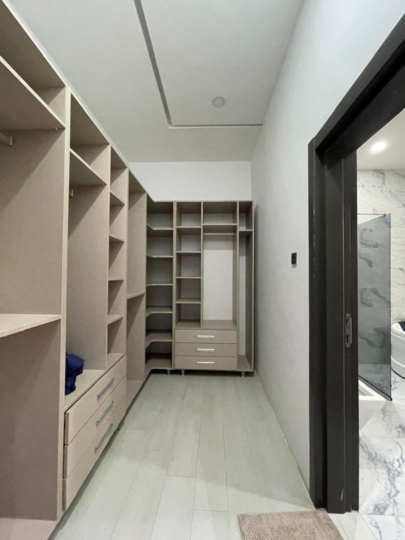 Villa Duplex 4 chambres en location à Tokoin Wuiti – 1 500 000 FCFA par mois