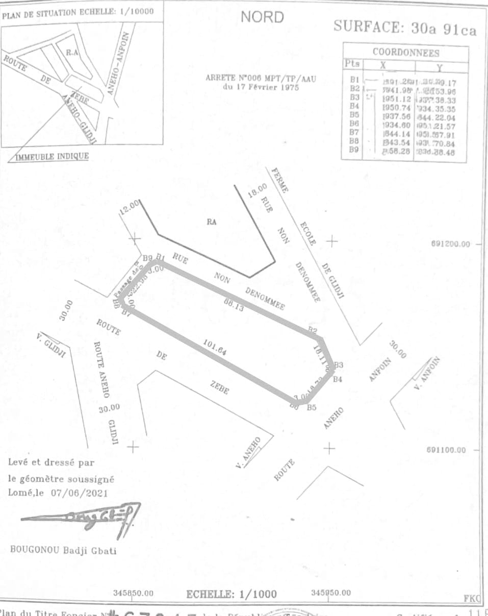 Terrain de 5 lots en vente en angle de rue à Aného Glidji – 30 millions FCFA (vente en bloc)