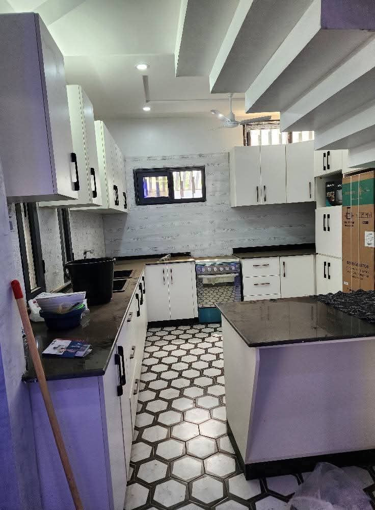 VILLA À VENDRE À VOGAN – 11 PIÈCES AU TOTAL