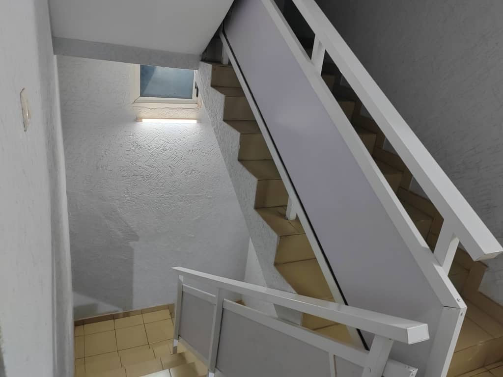 VILLA 5 PIÈCES À VENDRE À KÉGUÉ – 300 m² – NON LOIN DU STADE
