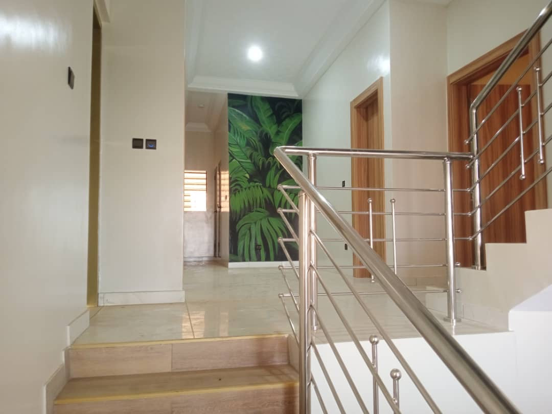 UNE VILLA 6 PIÈCES À LOUER / VENDRE DANS LA CITÉ MOKPOKPO