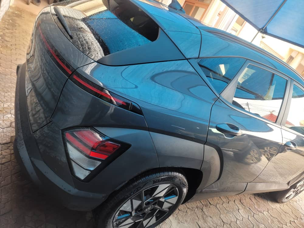 HYUNDAI KONA 2024