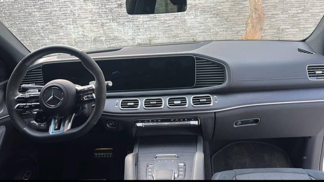 MERCEDES GLE 63s – 2024 | V8 Biturbo | FULL FULL OPTIONS