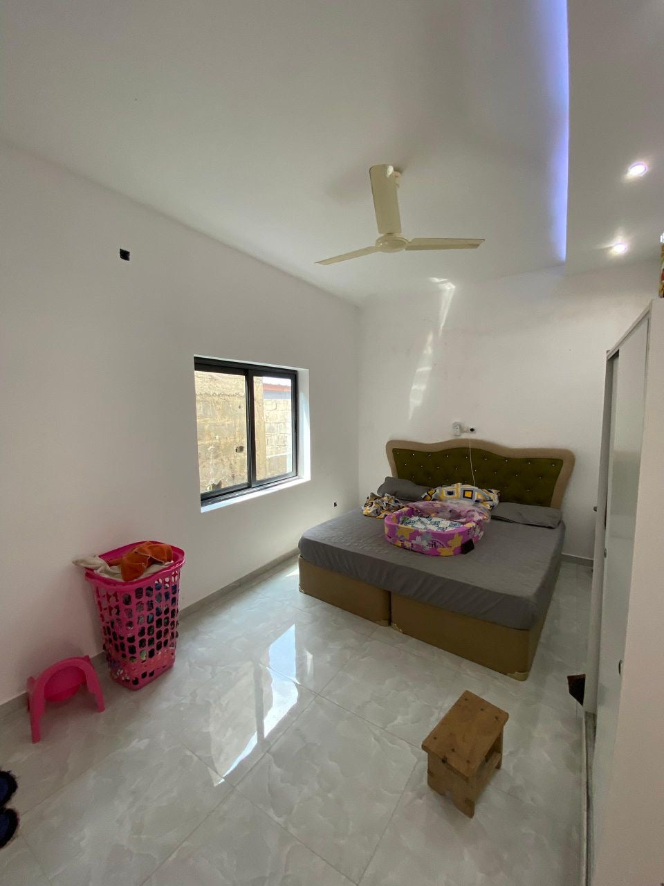 À VENDRE – Villa moderne à Zanguéra Afiaedgnigban | 3 chambres | 1/4 lot | 26 millions FCFA