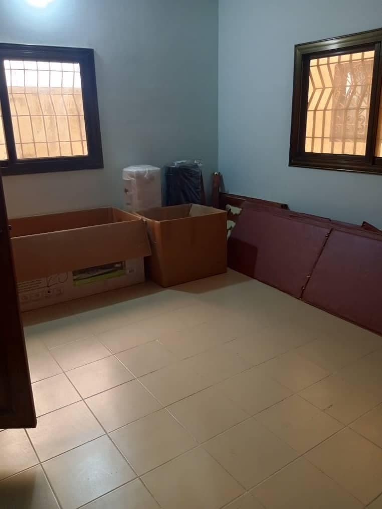 À LOUER – APPARTEMENT POUR BUREAU À LOMÉ - AGBALÉPÉDOGAN