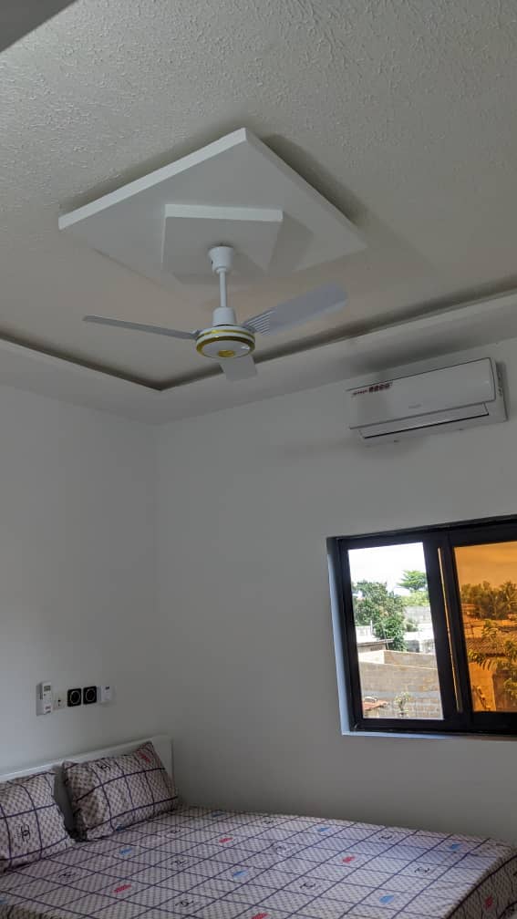 LOMÉ – VILLA DE 5 PIÈCES À VENDRE À BAGUIDA, DERRIÈRE LA CITÉ BOAD