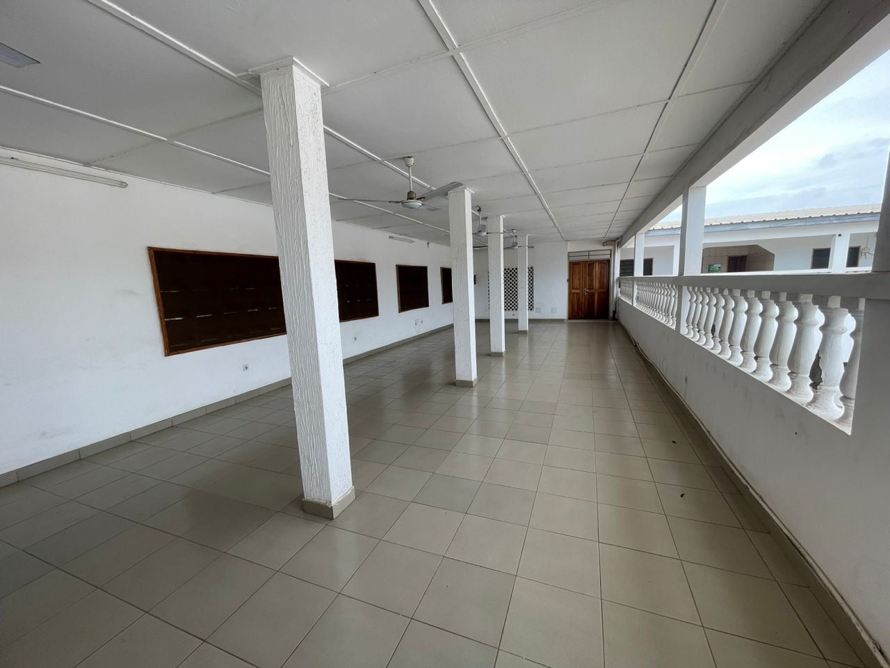 À VENDRE – Maison 9 pièces climatisées avec boutique et garage à Novissi | 600 m² | 165 millions FCFA