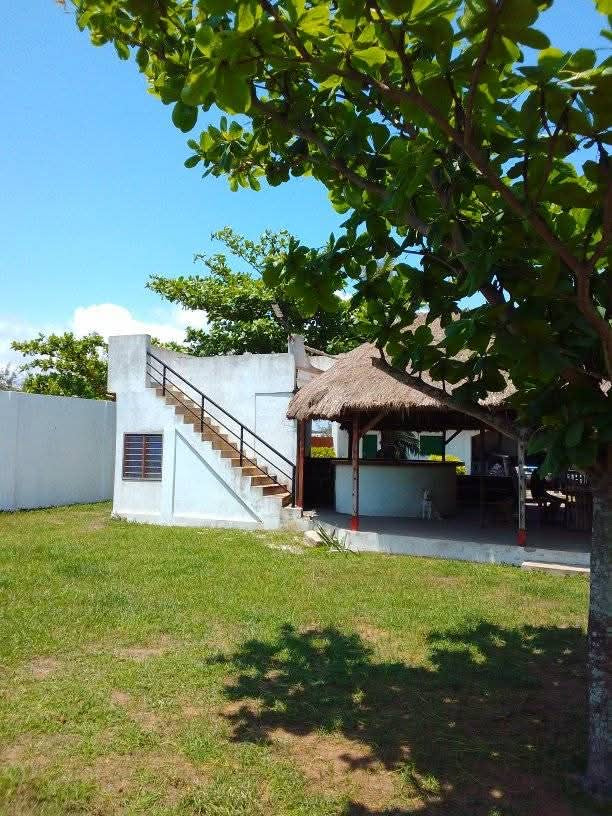 GRANDE PROPRIÉTÉ À VENDRE OU À LOUER À BAGUIDA CÔTÉ PLAGE – 6600 m² | TITRE FONCIER