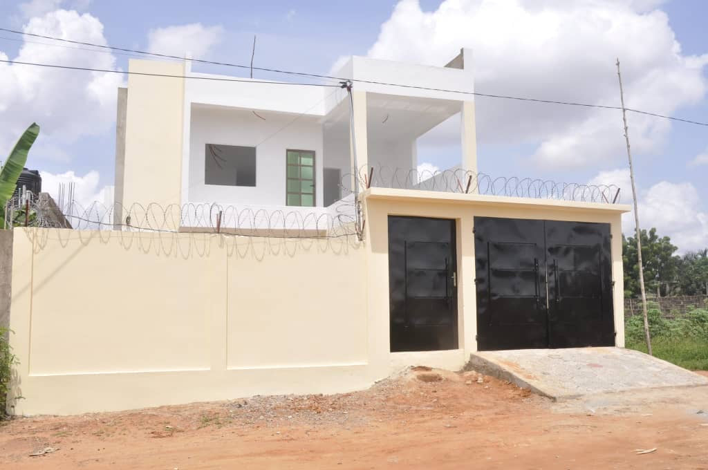 UNE VILLA 6 PIÈCES À VENDRE À LOMÉ - AGOÈ ASSIKOR