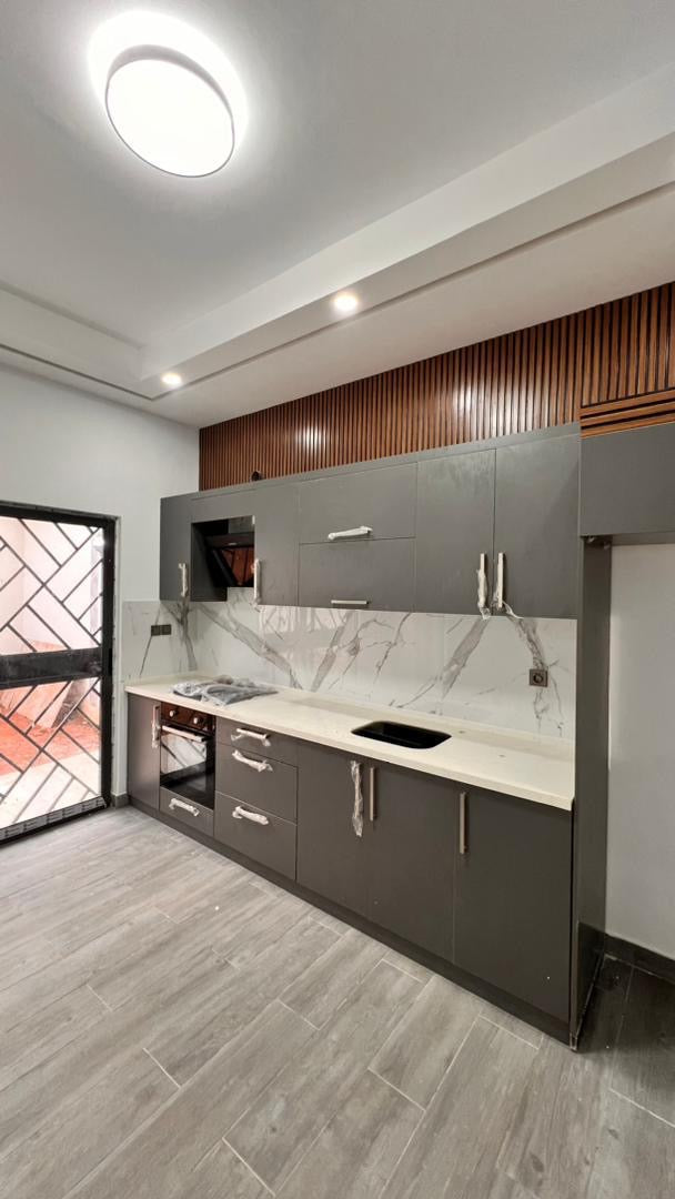VILLAS JUMELLES 6 PIÈCES À VENDRE À FOREVER – 50M DU GOUDRON JEAN-PAUL II