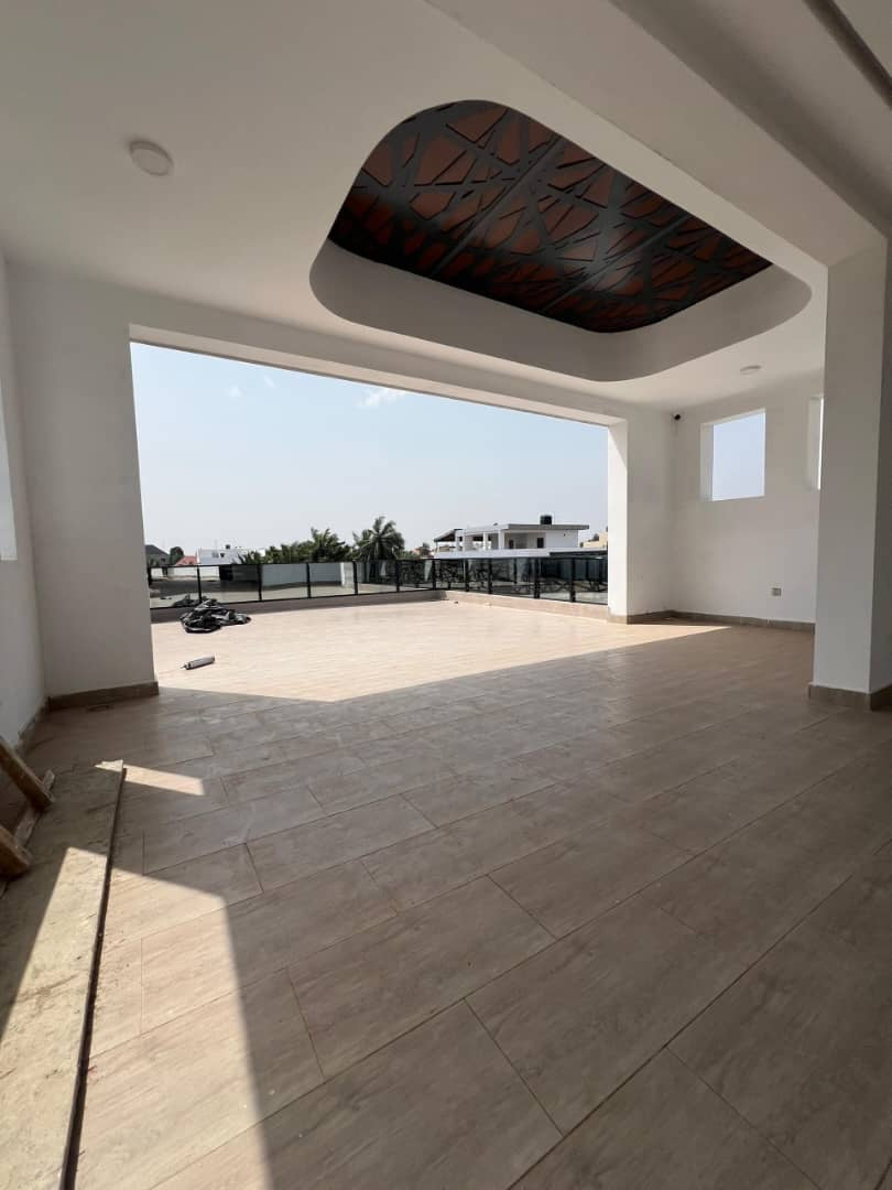 VILLAS 6 PIÈCES À VENDRE À TOKOIN FOREVER – NEUVES AVEC CAMÉRAS DE SURVEILLANCE | TITRE FONCIER