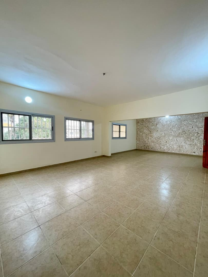 À VENDRE – VILLA DUPLEX À LOMÉ - TOKOIN KODJOVIAKOPÉ, À 50 MÈTRES DU GOUDRON