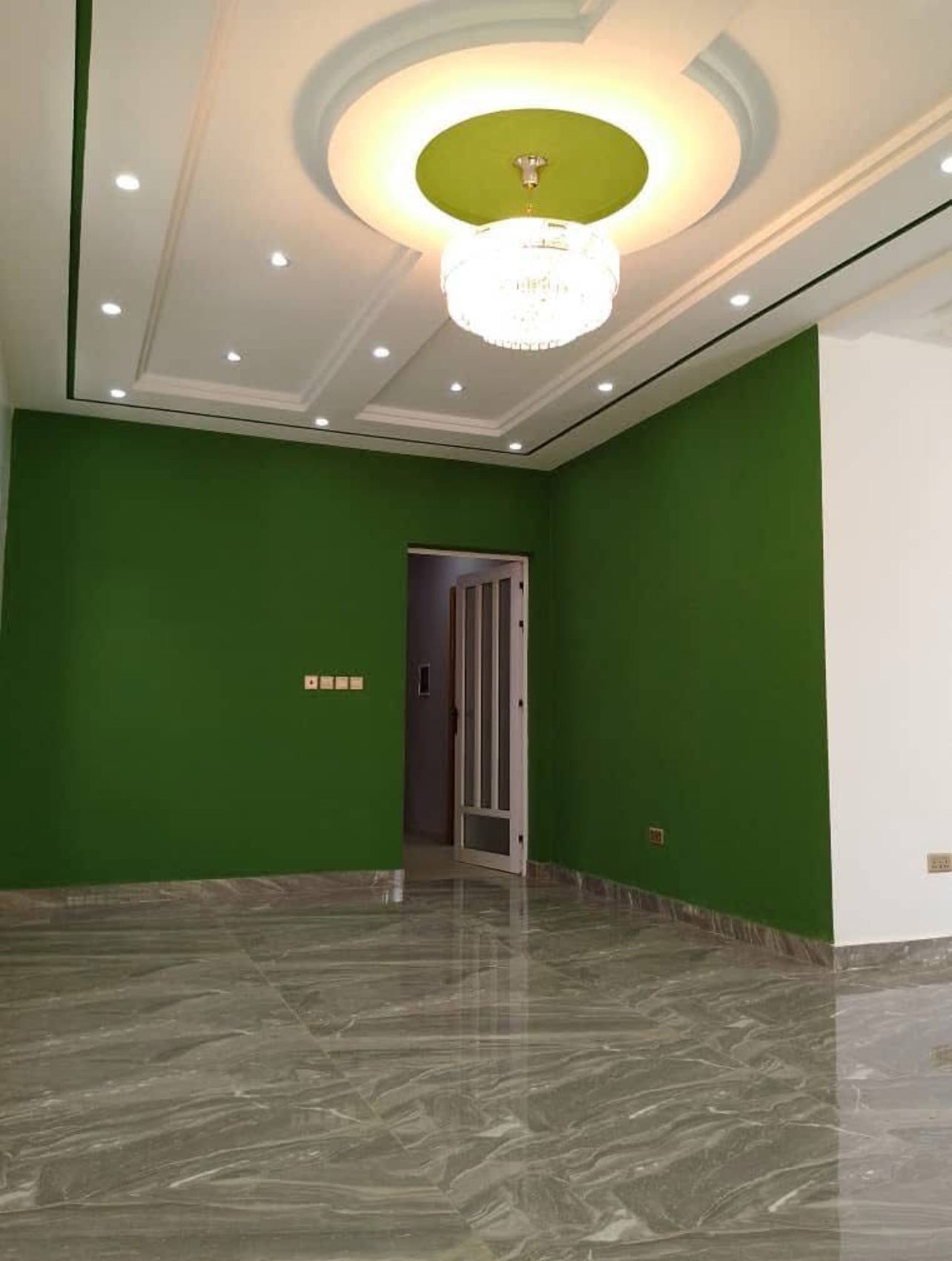 À VENDRE – VILLA 4 PIÈCES | LEGBASSITO AVINATO | 65 MILLIONS F CFA