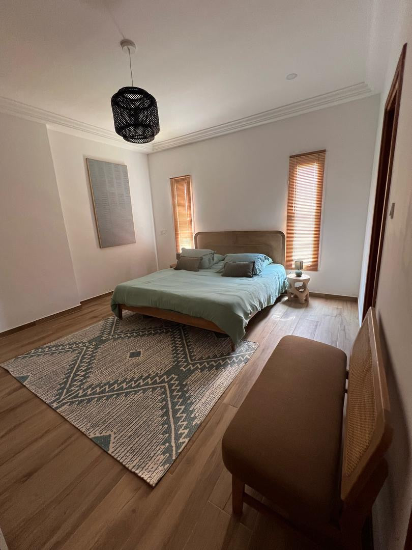 VILLA MEUBLÉE 8 PIÈCES À LOUER À ADIDOGOMÉ CARREFOUR AÏSED – NOUVELLE CONSTRUCTION