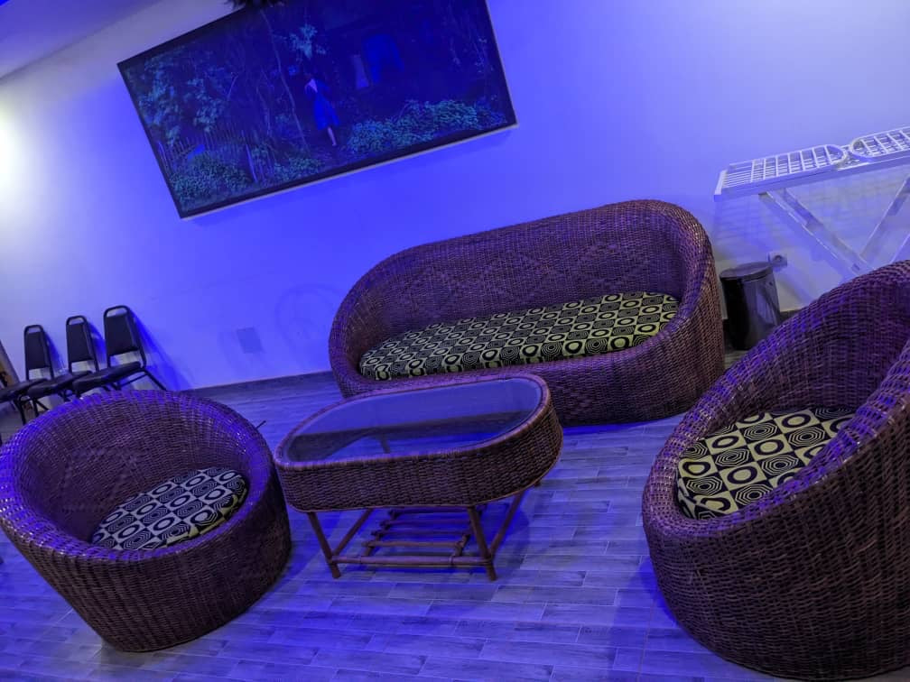 À LOUER – VILLA MEUBLÉE 5 PIÈCES AVEC PISCINE À AGOÉ DEMAKPOÉ