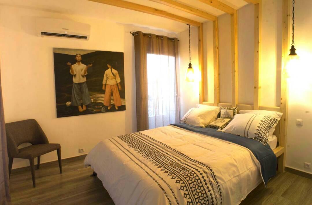 IMMEUBLE R+15 DE 35 APPARTEMENTS ET 7 LOCAUX À VENDRE AU PLATEAU, ABIDJAN – 1200 M² – 15 MILLIARDS CFA