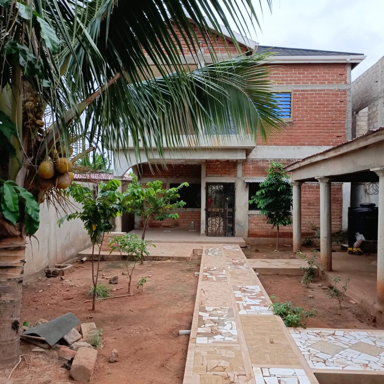 À VENDRE – Maison R+1 de 5 Pièces à Agoè Dikamé | 53.000.000 FCFA