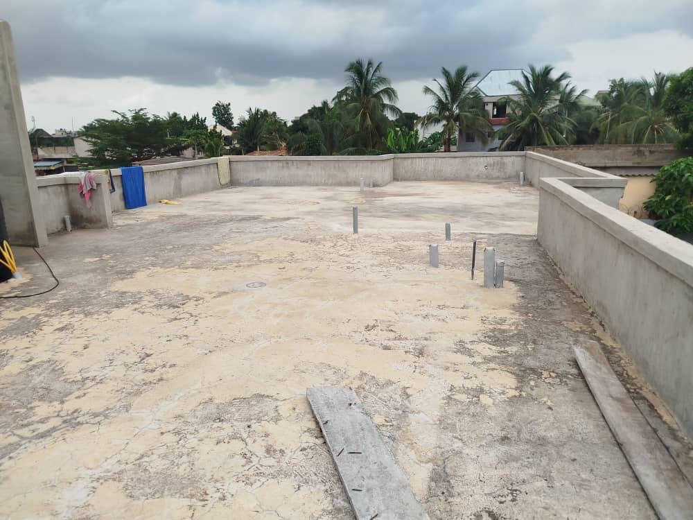 UNE VILLA À VENDRE À AGOÈ LÉGBASSITO OPÉRA