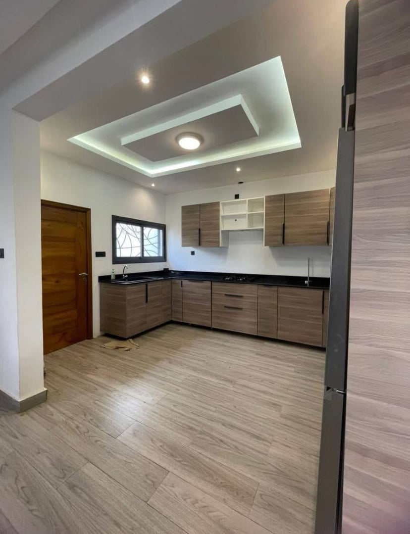 VILLA MEUBLÉE À LOUER – 4 CHAMBRES – 600.000 FCFA/MOIS – LOMÉ - TOGO 2000