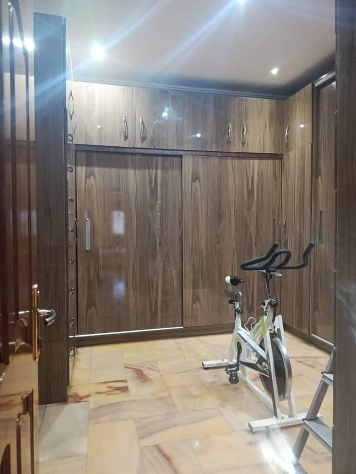 UNE VILLA PISCINE À VENDRE À BAGUIDA - 8 PIÈCES