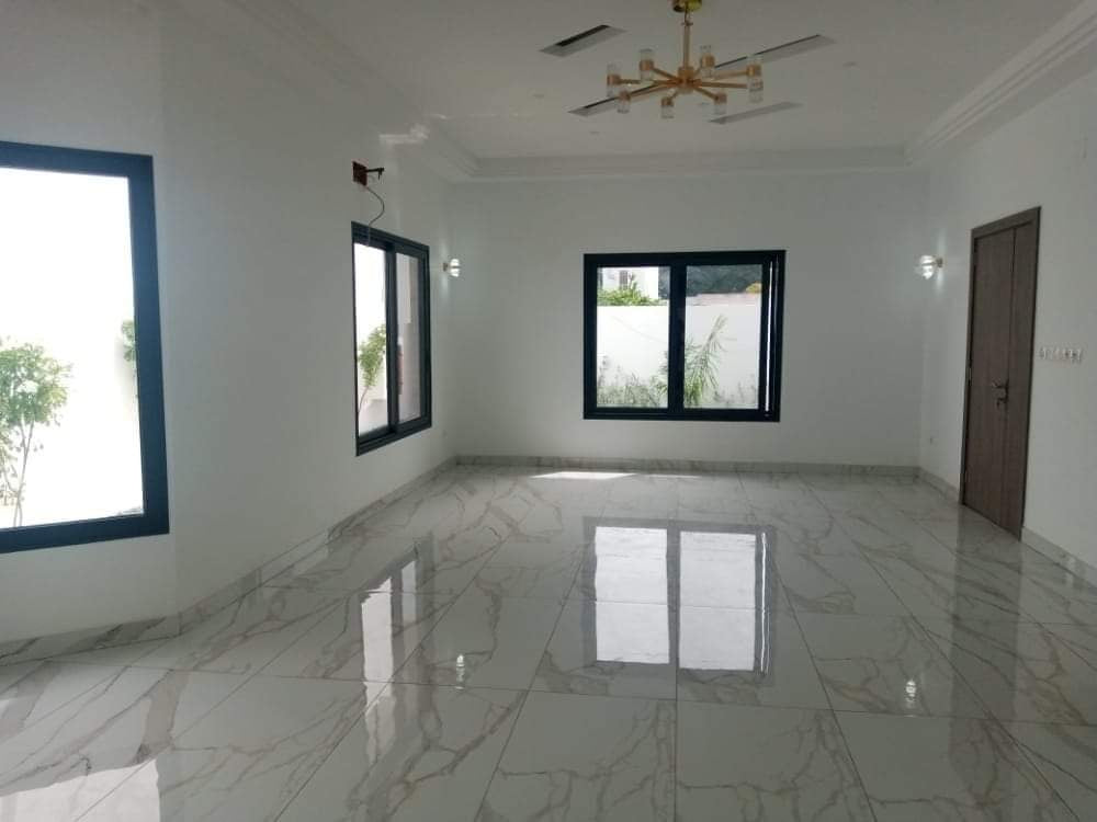 UNE VILLA À VENDRE À BAGUIDA À 100M DU GOUDRON CÔTÉ PLAGE - 6 PIÈCES