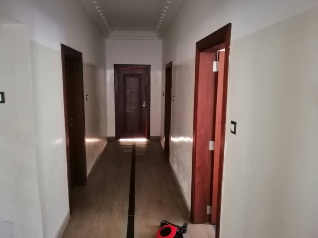 VILLA 8 PIÈCES À VENDRE À AVÉPOZO – CÔTÉ PLAGE – 1 LOT 3/4