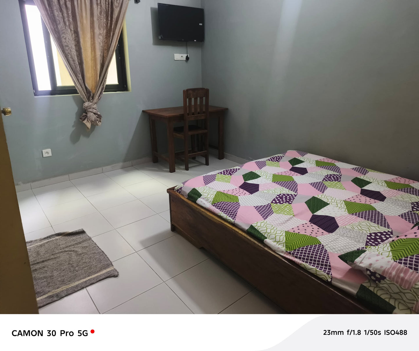 UN HÔTEL À VENDRE À APESSITO – 23 CHAMBRES + BAR + MAGASINS