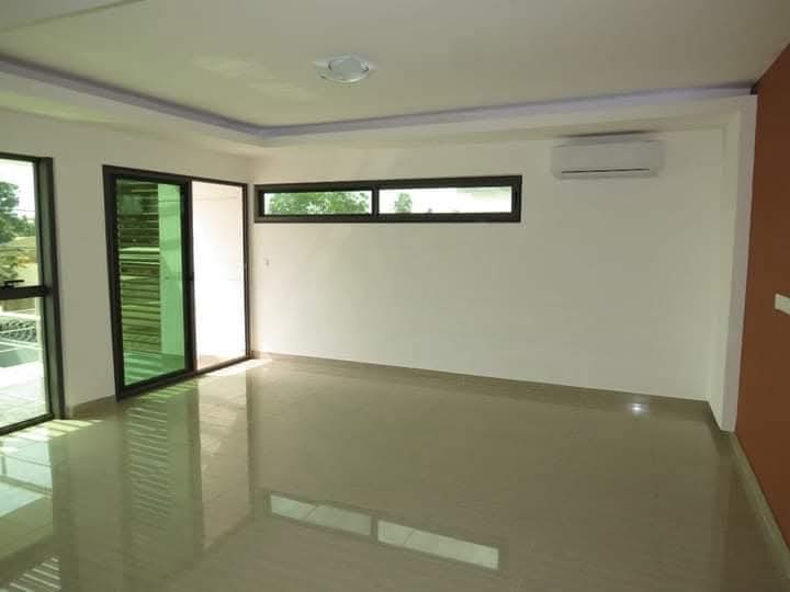 VILLA DE PRESTIGE À VENDRE À ADÉWUI – LOMÉ | MARBRE ITALIEN & TITRE FONCIER