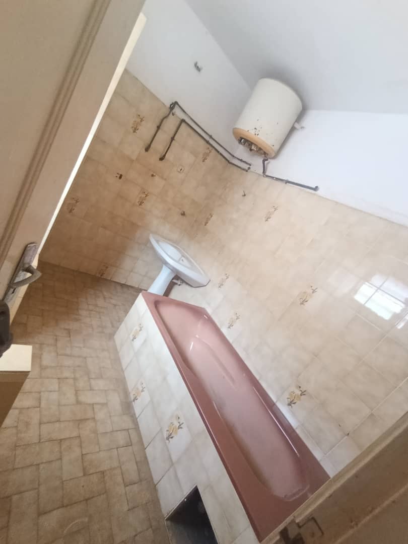 Maison à vendre à Gbossimé – 75 Millions FCFA