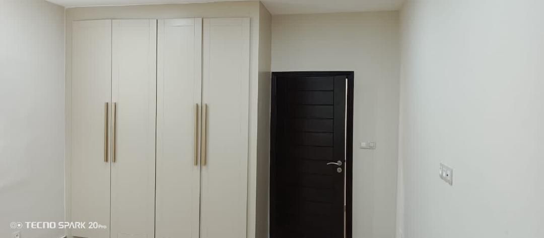 VILLA DUPLEX DE 12 PIÈCES À VENDRE À LOMÉ - BAGUIDA, CÔTÉ PLAGE (À 50 M DU GOUDRON)